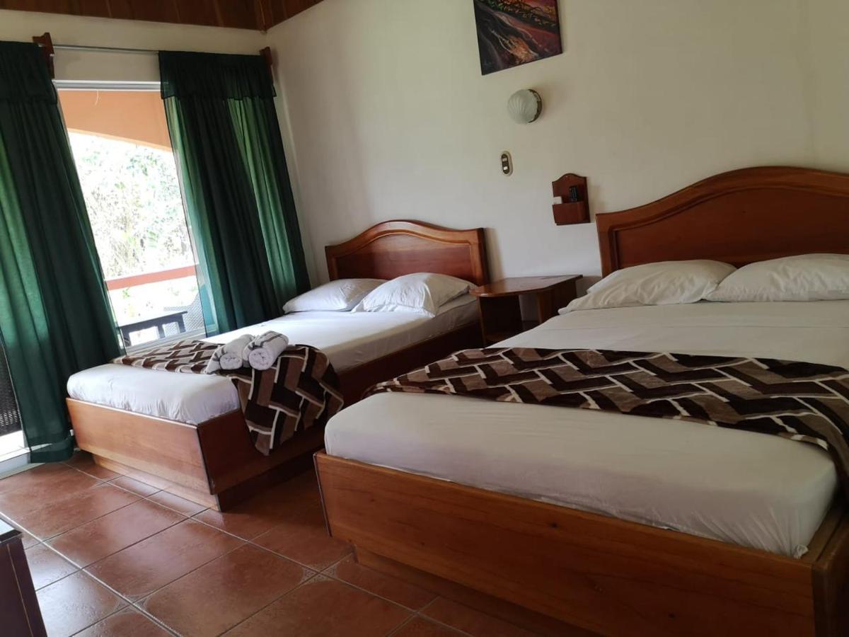 Hotel Sierra Arenal Ла Фортуна Экстерьер фото